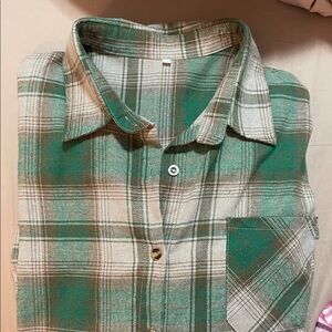 Green and Tan Plaid Flannel Button-Up Shirt